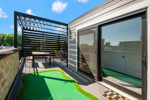 $1,950,000 | 1025 West Altgeld Street, Chicago, IL 60614