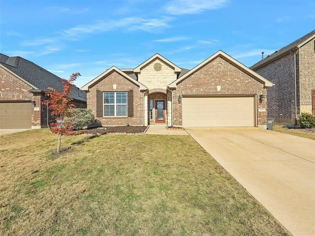 $2,500 | 2617 Sunstar Drive, Little Elm, TX 75068