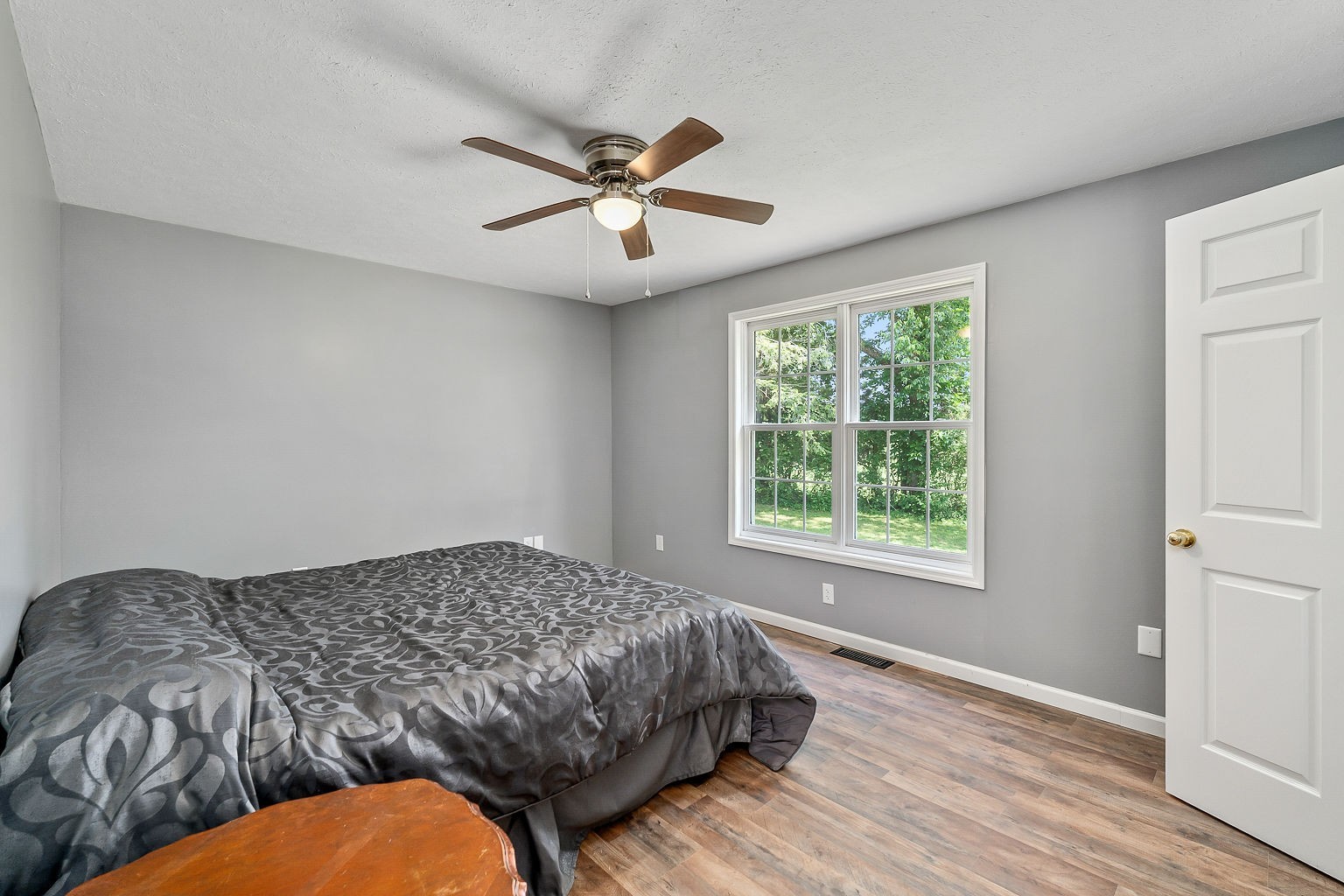 655 River Road Morrison, TN 37357 - Photo 39 of 53 a bedroom with a bed and window