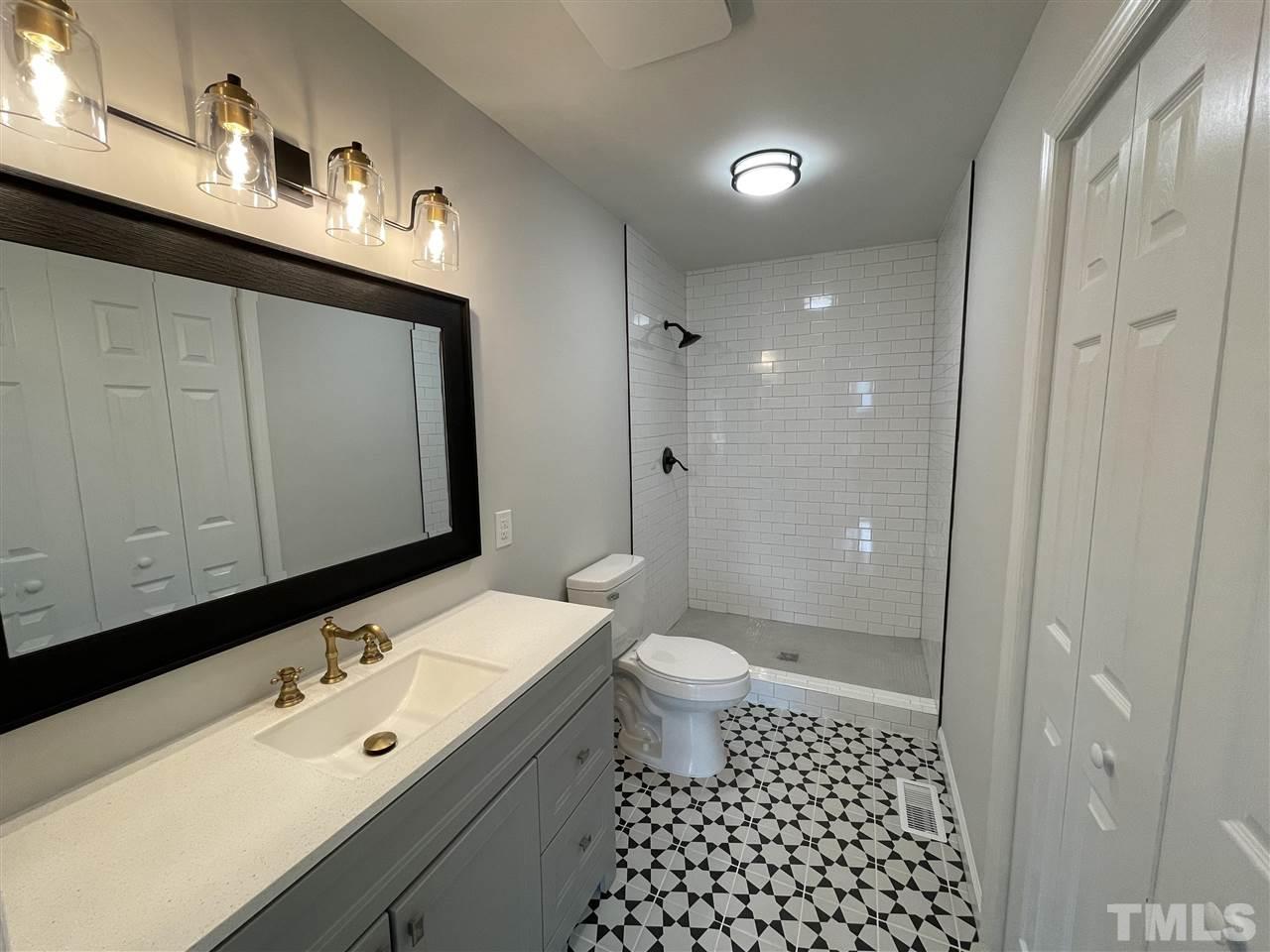 26 Lake Road Henderson, NC 27537 - Photo 14 of 23