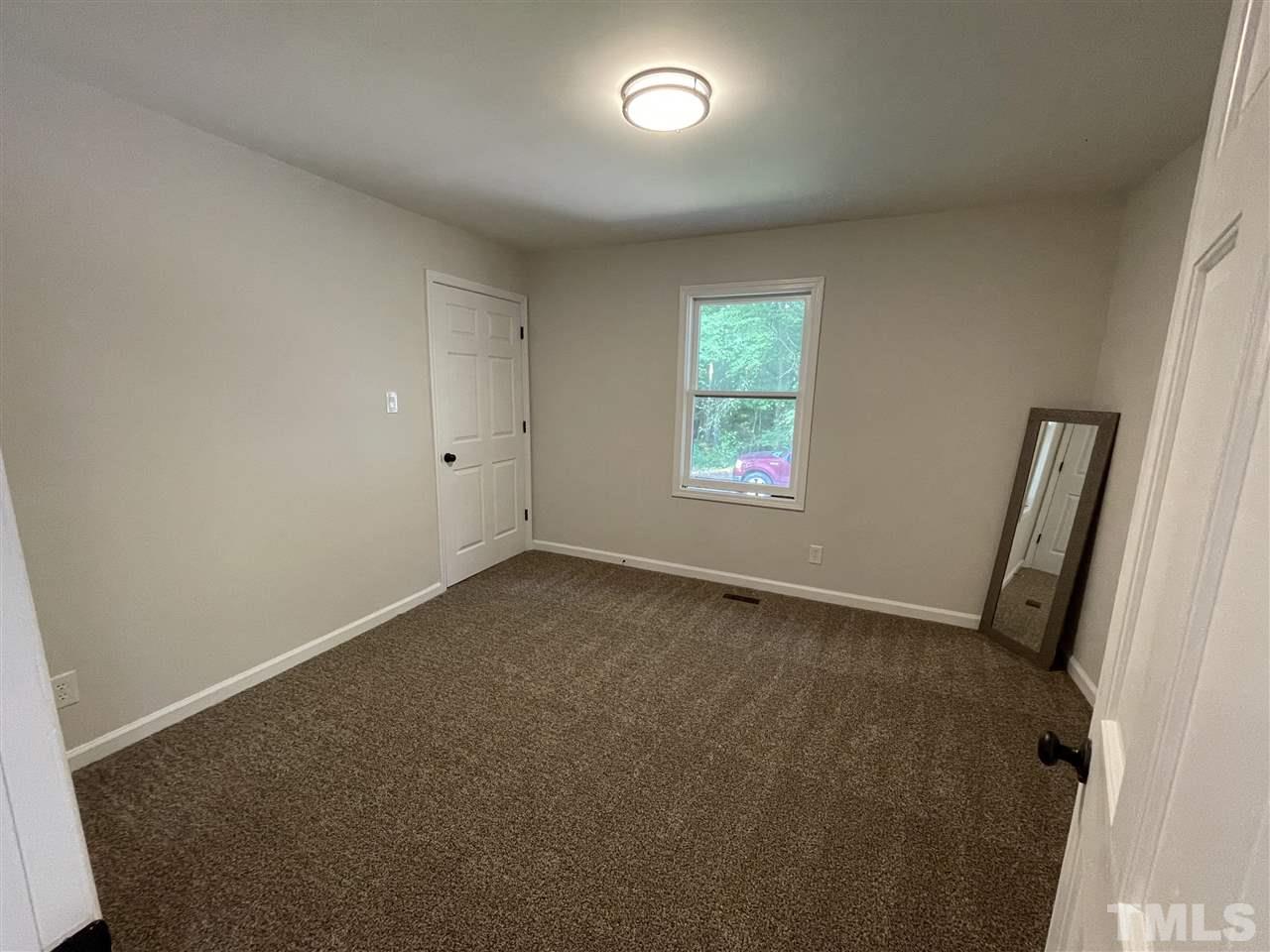 26 Lake Road Henderson, NC 27537 - Photo 17 of 23