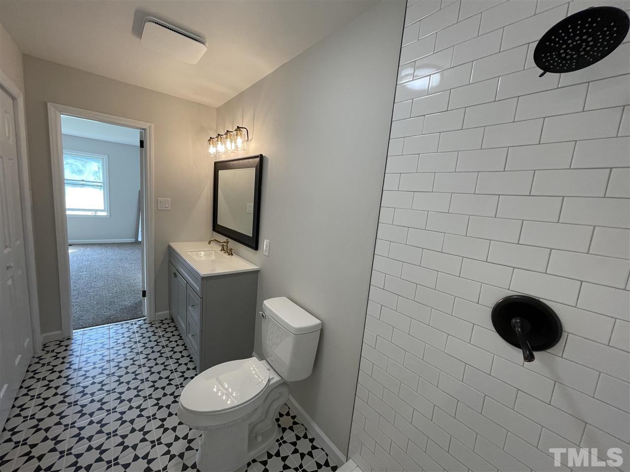 26 Lake Road Henderson, NC 27537 - Photo 18 of 23