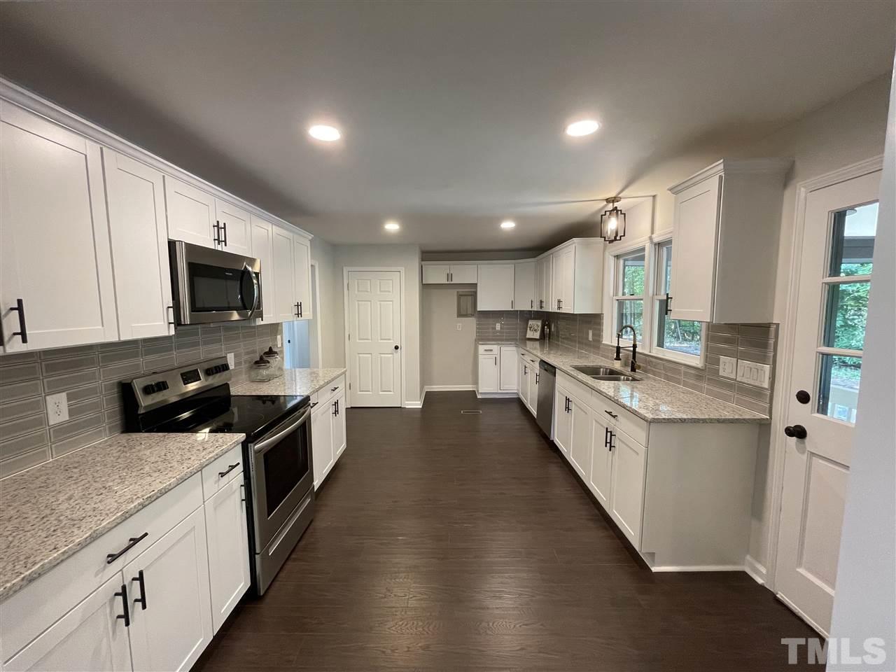 26 Lake Road Henderson, NC 27537 - Photo 5 of 23