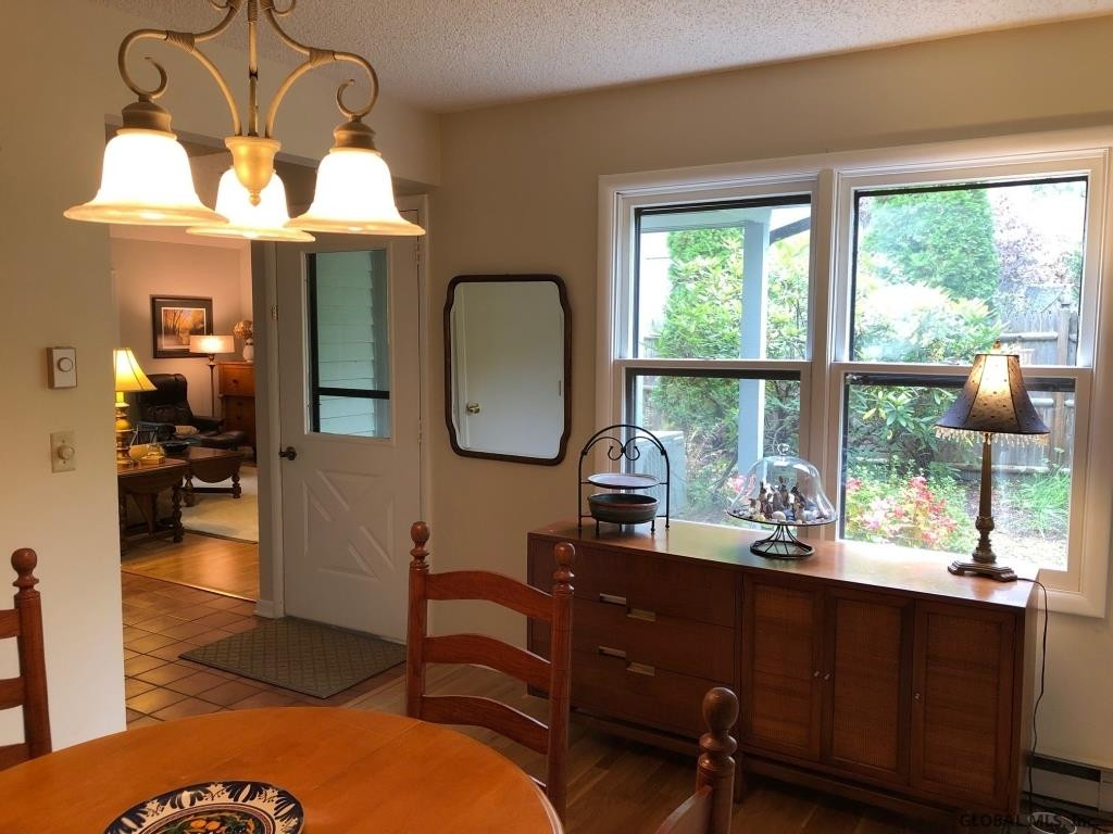 21 Snowberry Road Malta, NY 12020 - Photo 8 of 18 Photo 8