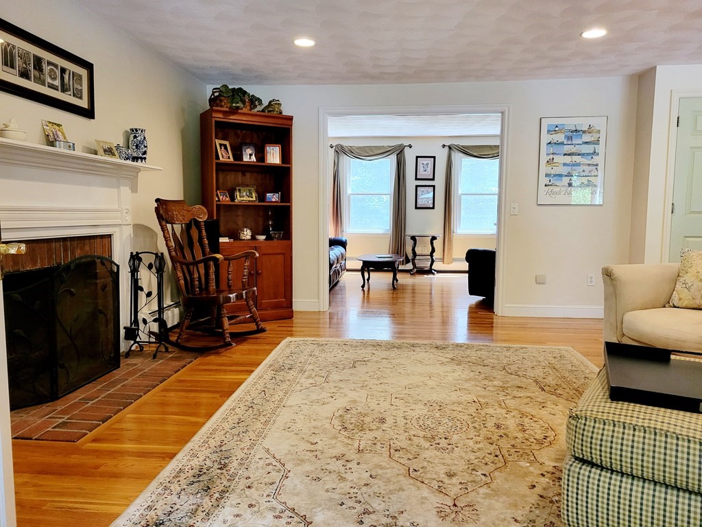 74 Beaver Brook Road Littleton, MA 01460 - Photo 8 of 32