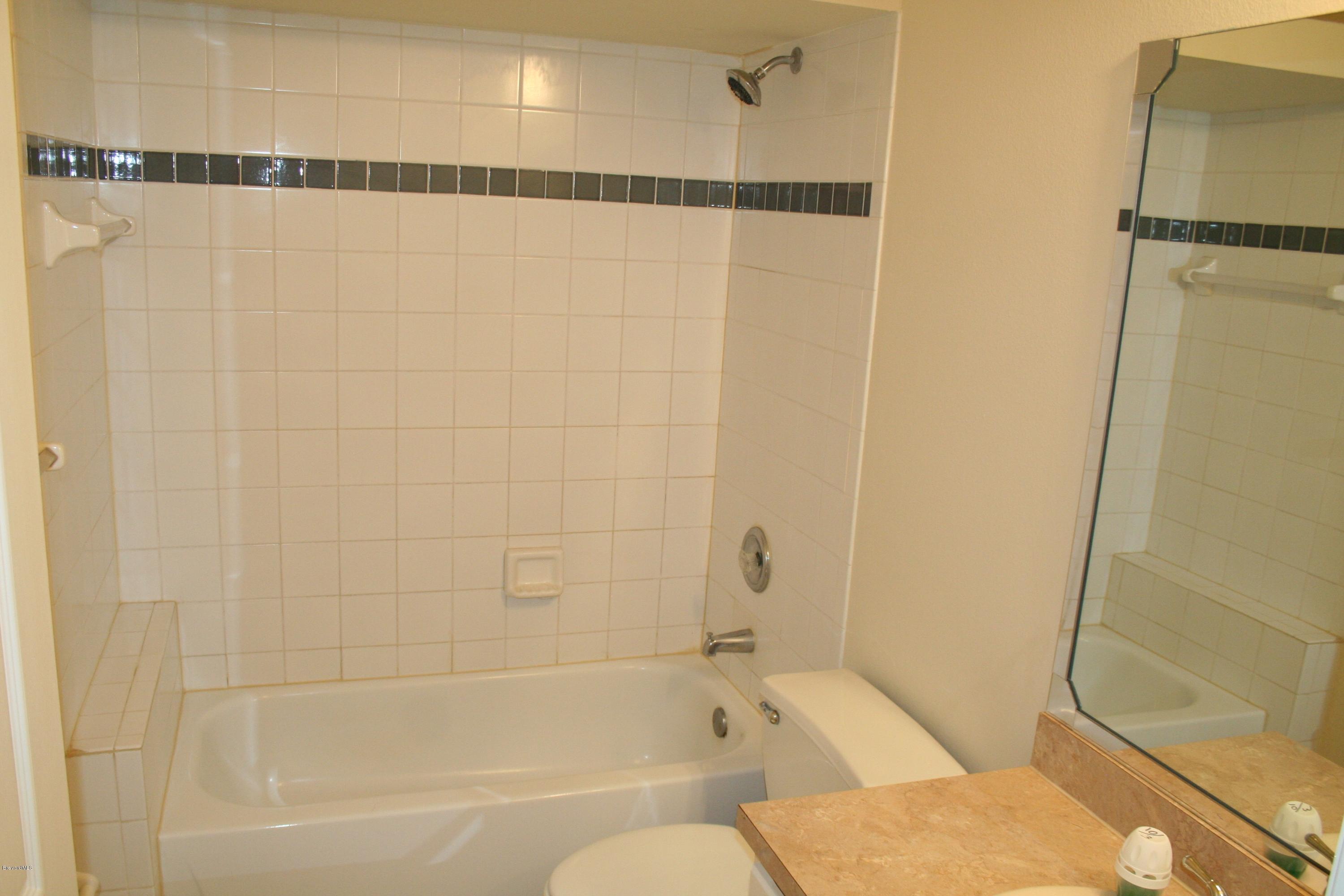 468 Wayland Road Southwest Palm Bay, FL 32908 - Photo 9 of 14 Guest Bath