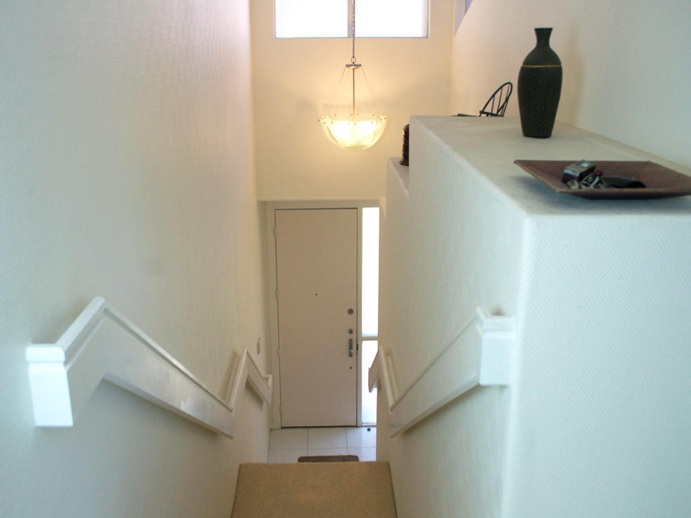 2548 Coco Plum Boulevard, Unit 703 Boca Raton, FL 33496 - Photo 2 of 17 Entry Stairs