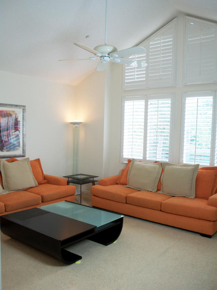2548 Coco Plum Boulevard, Unit 703 Boca Raton, FL 33496 - Photo 8 of 17 Family Room