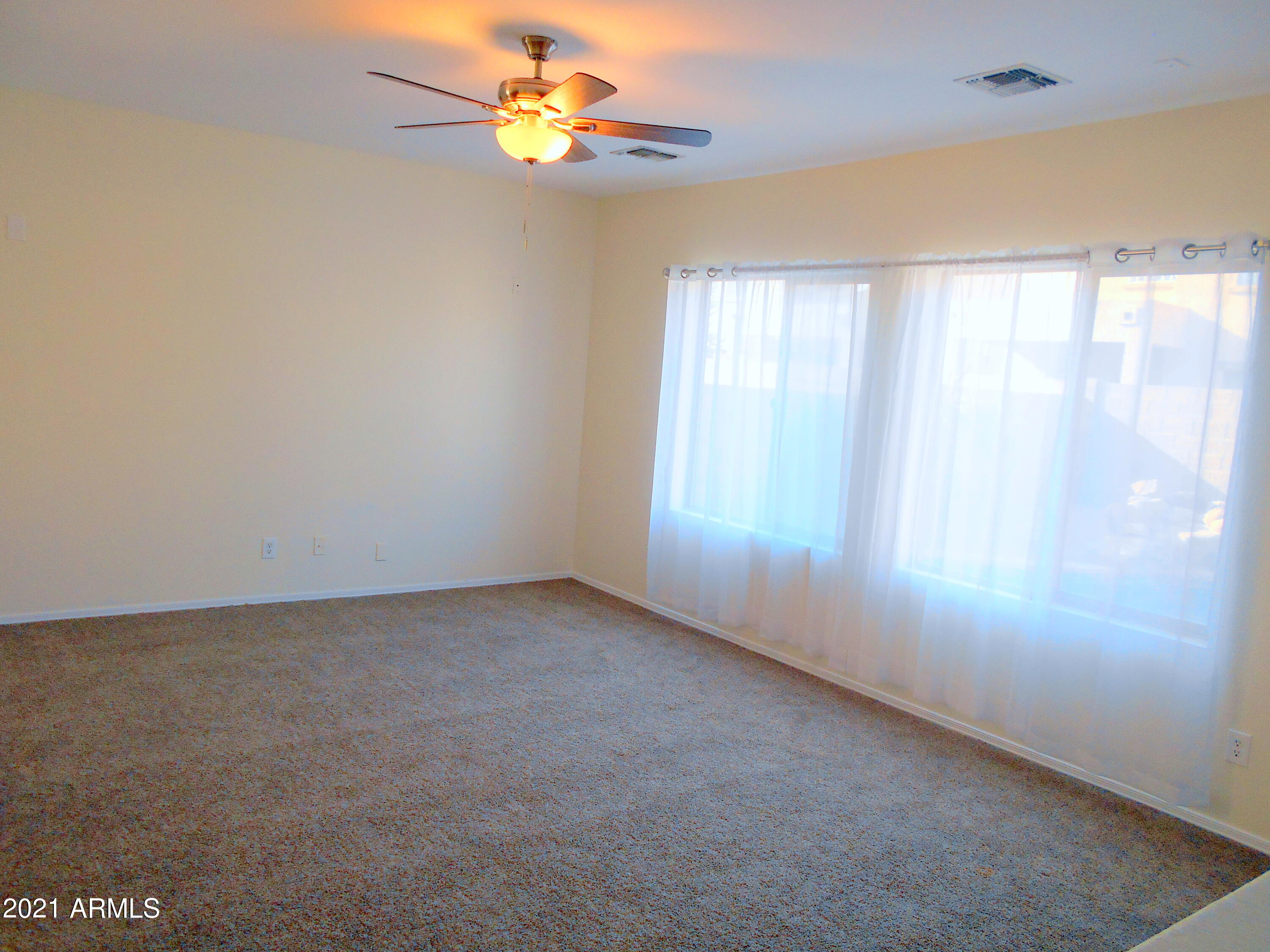 9434 West Berkeley Road Phoenix, AZ 85037 - Photo 6 of 25 FAMILY ROOM