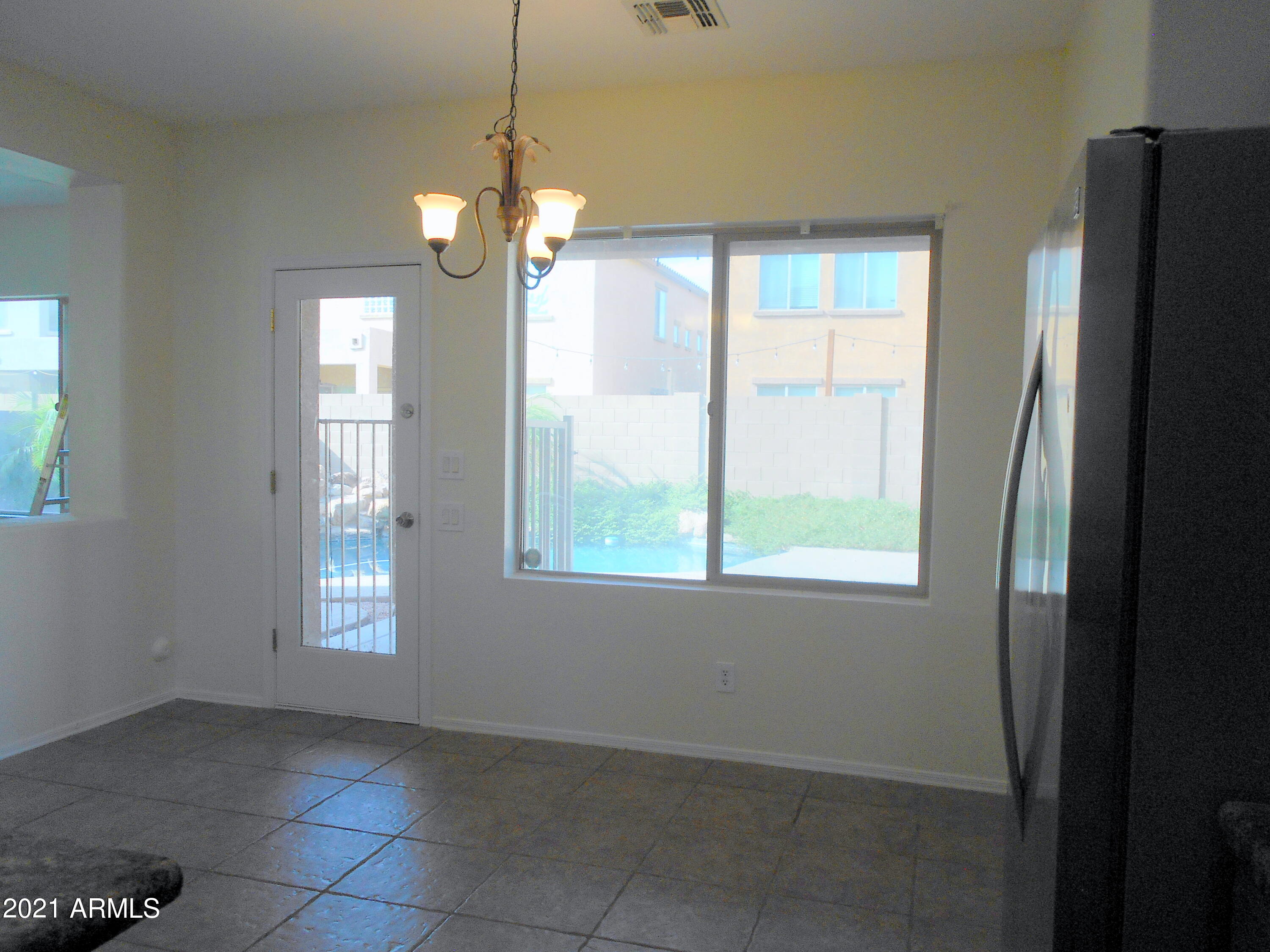 9434 West Berkeley Road Phoenix, AZ 85037 - Photo 8 of 25 EAT-IN KITCHEN