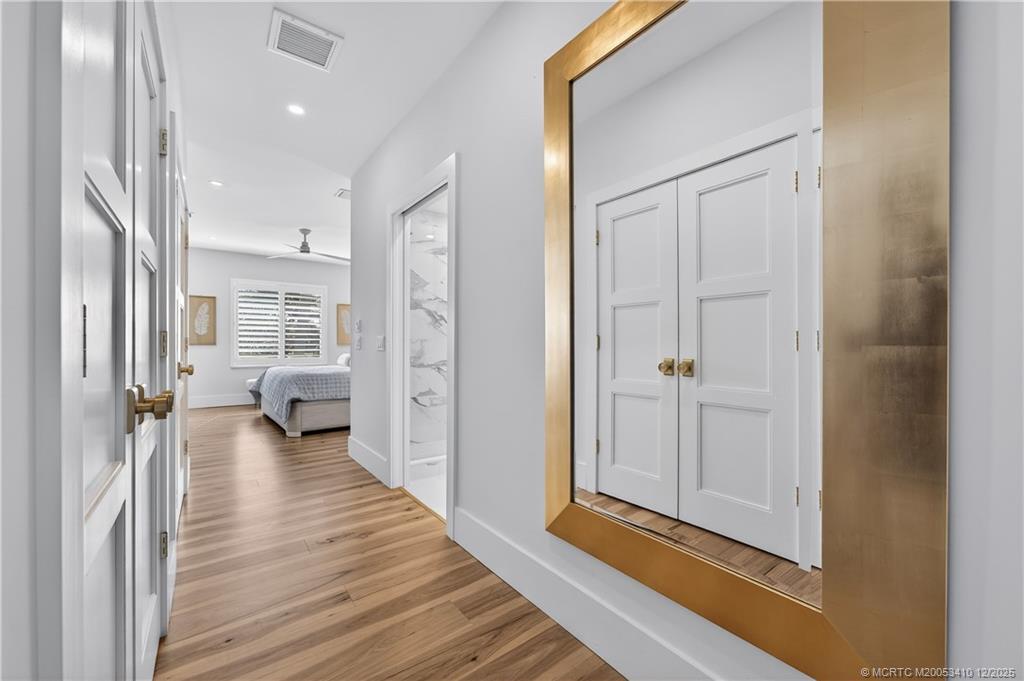 12445 Harbour Ridge Boulevard, Unit 38 Palm City, FL 34990 - Photo 21 of 46 a view of a living room