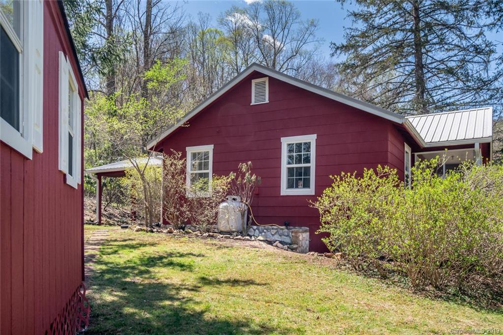 103 Connelly Road Arden, NC 28704 - Photo 33 of 36 Gallery Image 33