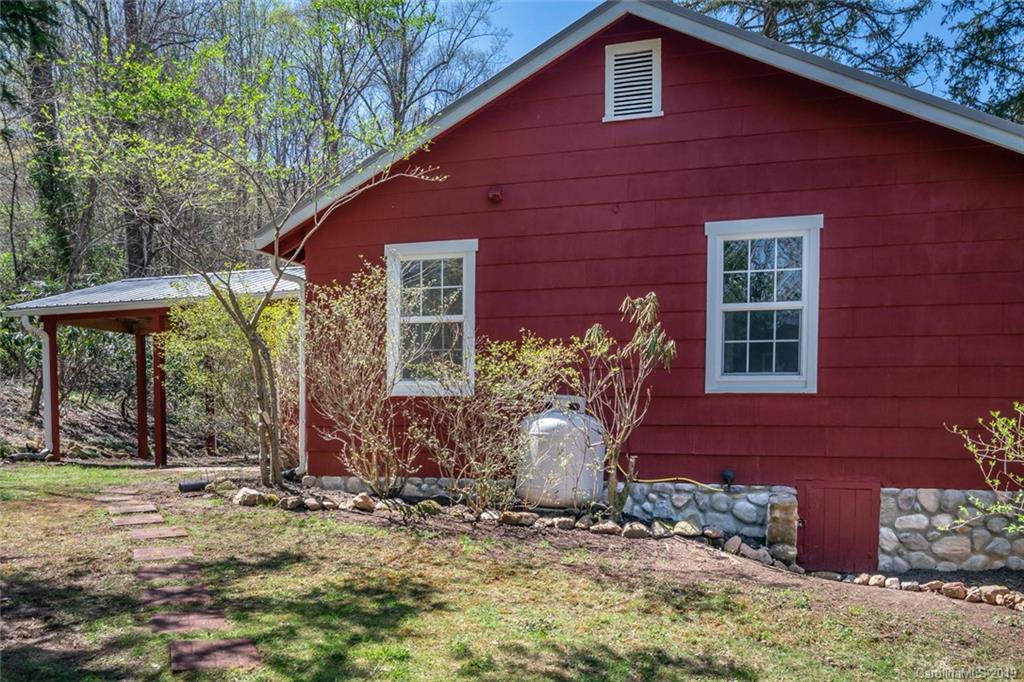 103 Connelly Road Arden, NC 28704 - Photo 34 of 36 Gallery Image 34