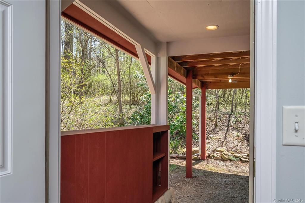 103 Connelly Road Arden, NC 28704 - Photo 7 of 36 Gallery Image 7