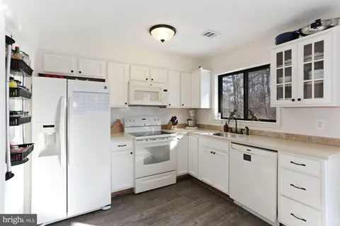 $2,900 | 2104 Cartwright Place, Reston, VA 20191