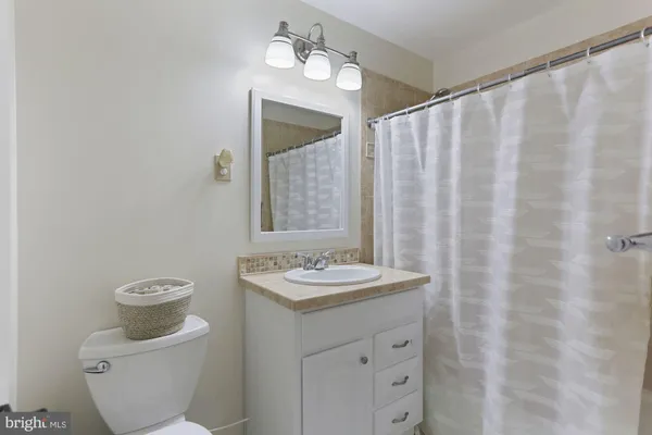 $2,900 | 2104 Cartwright Place, Reston, VA 20191