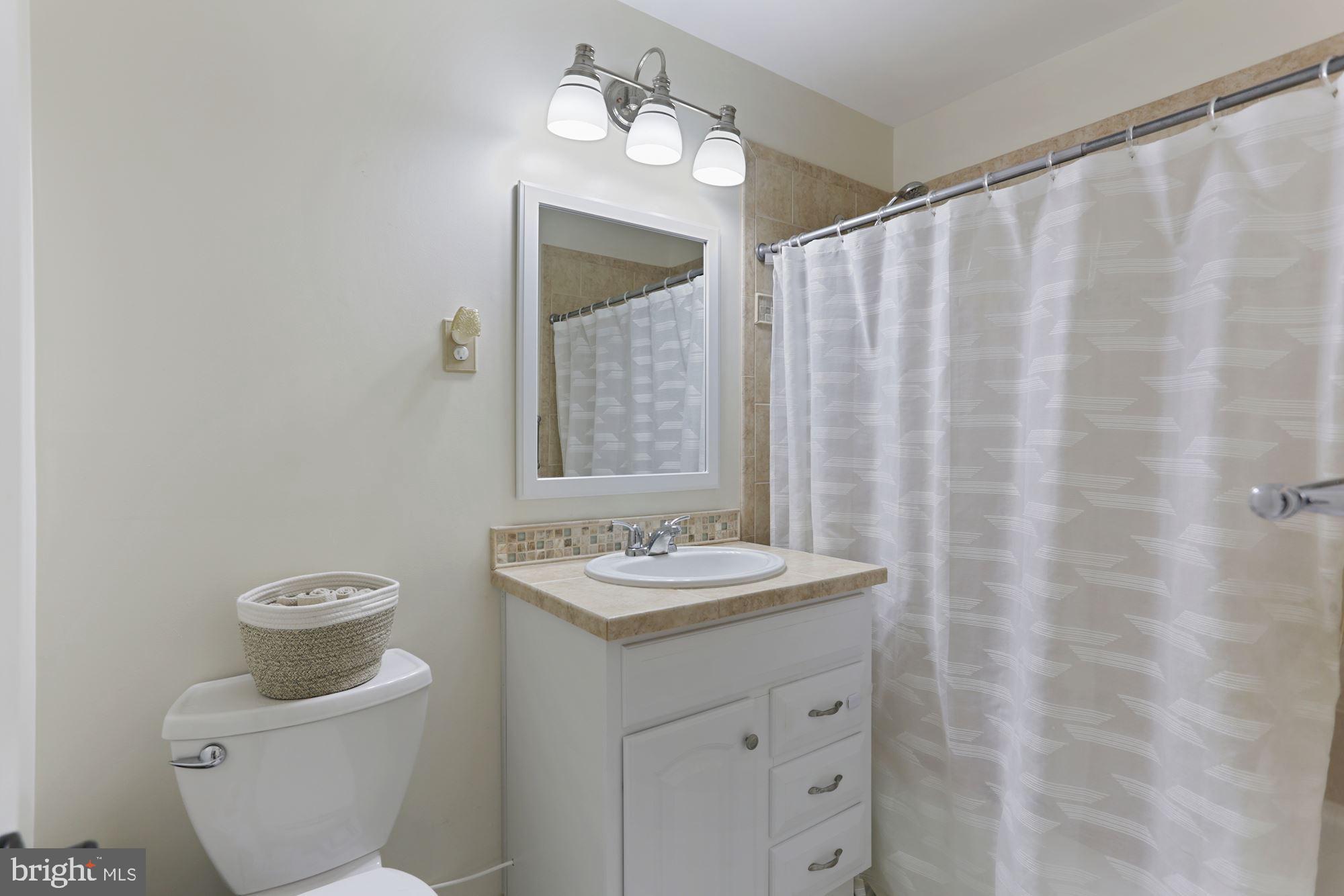 2104 Cartwright Place Reston, VA 20191 - Photo 21 of 31