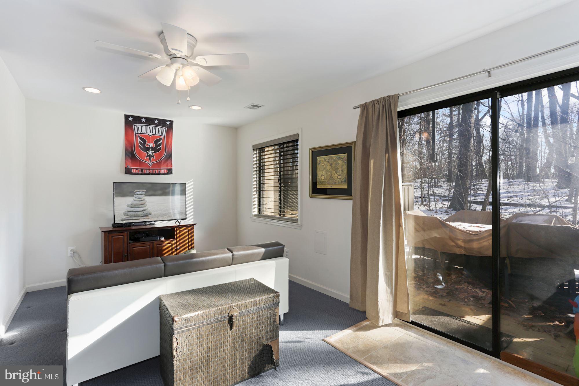 2104 Cartwright Place Reston, VA 20191 - Photo 25 of 31