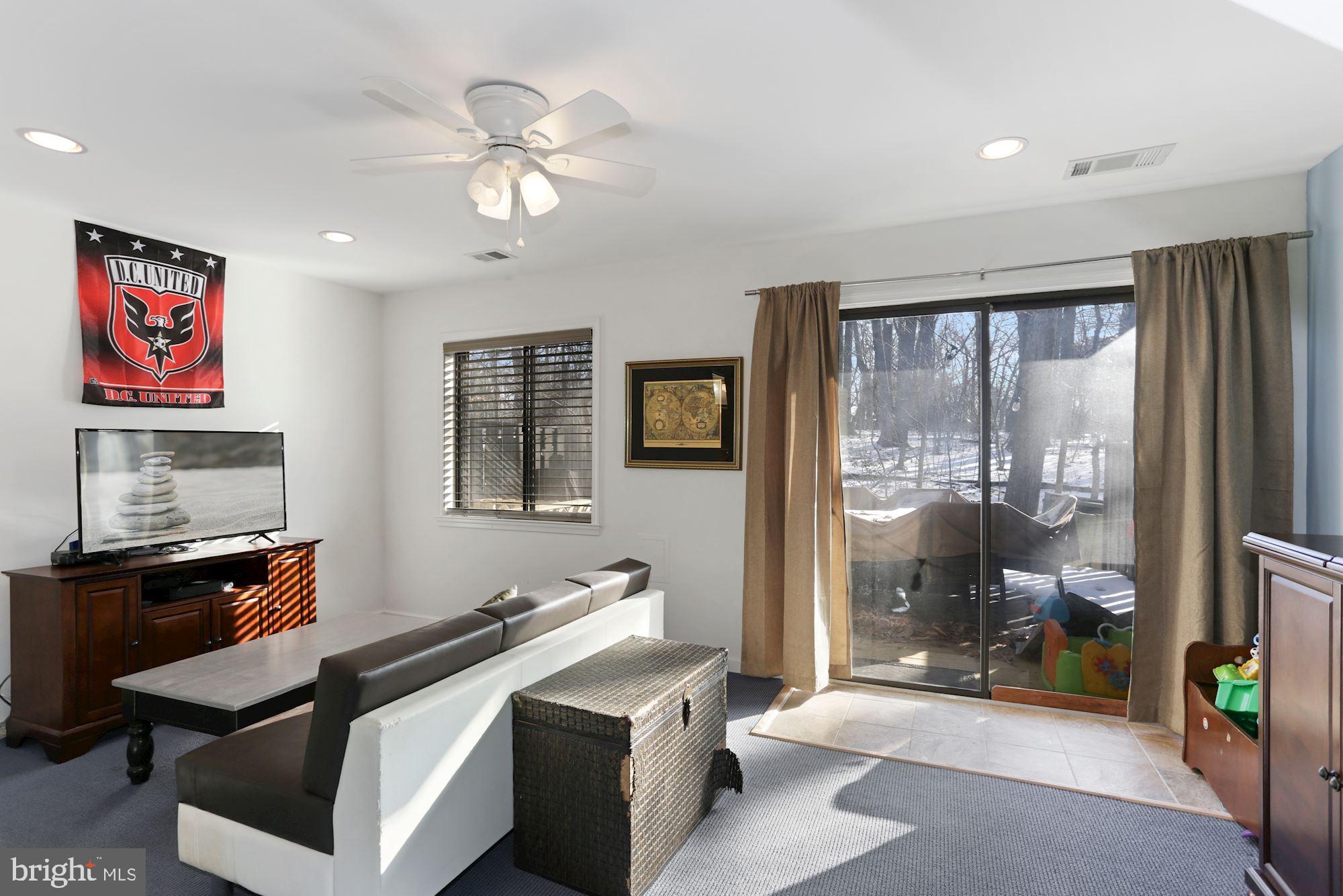 2104 Cartwright Place Reston, VA 20191 - Photo 26 of 31