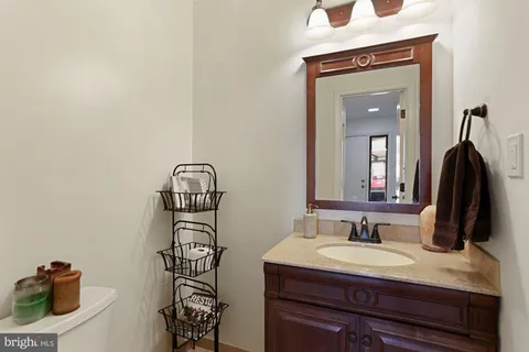 $2,900 | 2104 Cartwright Place, Reston, VA 20191