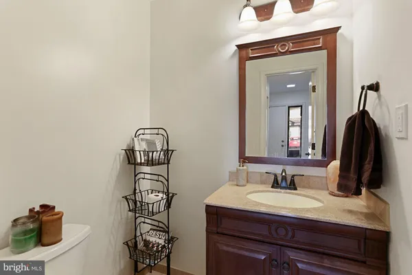 $2,900 | 2104 Cartwright Place, Reston, VA 20191