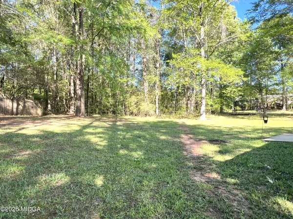$2,400 | 134 Stone Brooke Drive, Gray, GA 31032