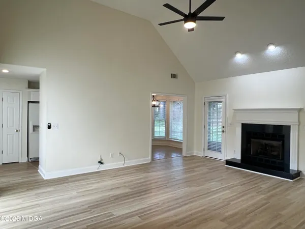 $2,400 | 134 Stone Brooke Drive, Gray, GA 31032