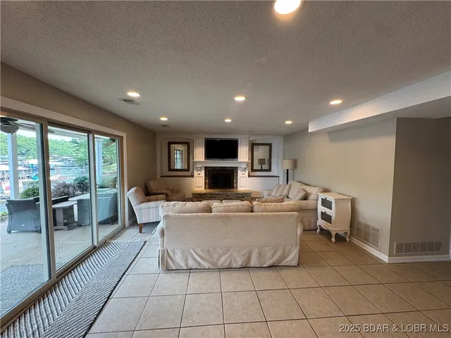 $729,000 | 221 Liahona Lane, Sunrise Beach, MO 65079