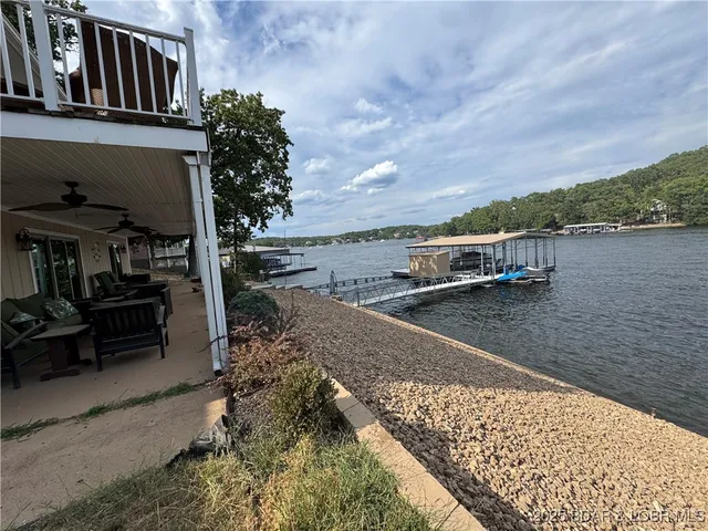 $729,000 | 221 Liahona Lane, Sunrise Beach, MO 65079