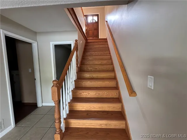 $729,000 | 221 Liahona Lane, Sunrise Beach, MO 65079