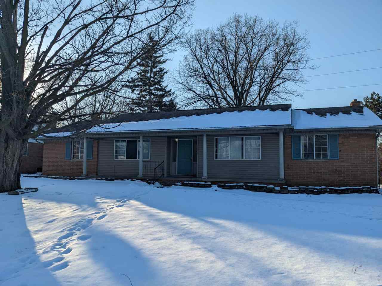 3509 Ridgecliffe Drive Flint, MI 48532 - Photo 1 of 18