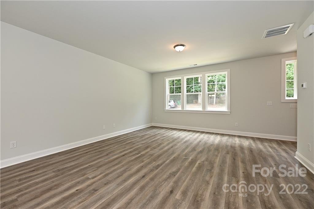 718 Rodey Avenue Charlotte, NC 28206 - Photo 9 of 25 Gallery Image 9