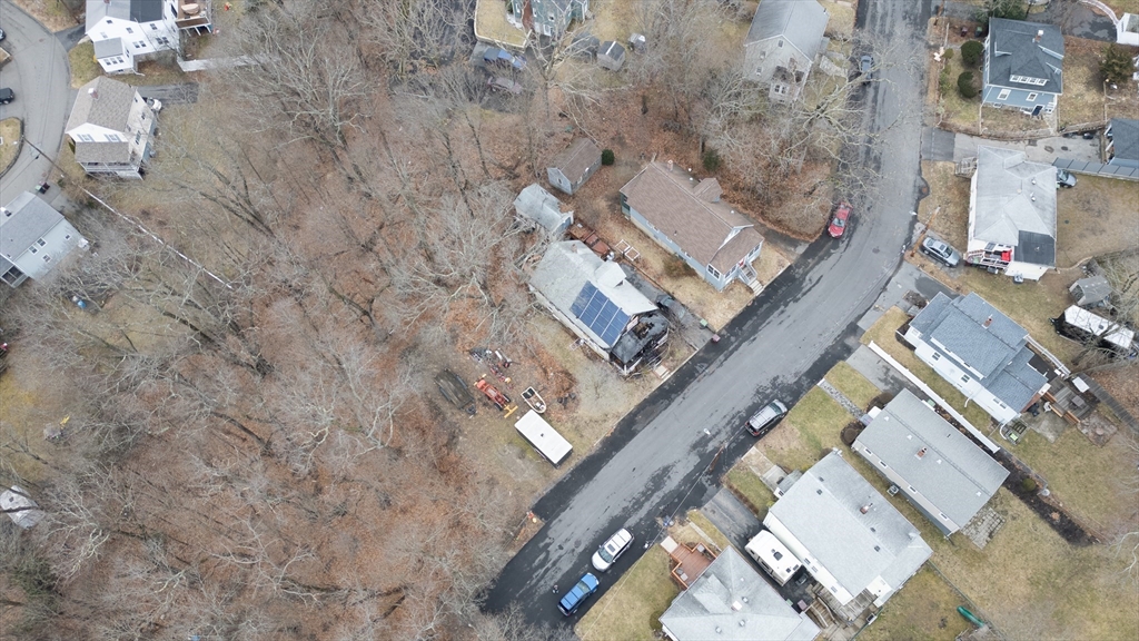 111 Schiller Road Dedham, MA 02026 - Photo 4 of 10