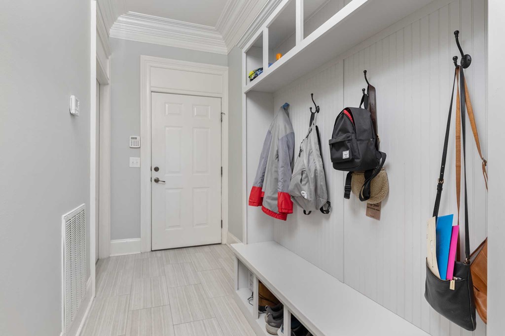 306 Cascade Road Columbus, GA 31904 - Photo 23 of 67 Mudroom Entry with Built-In