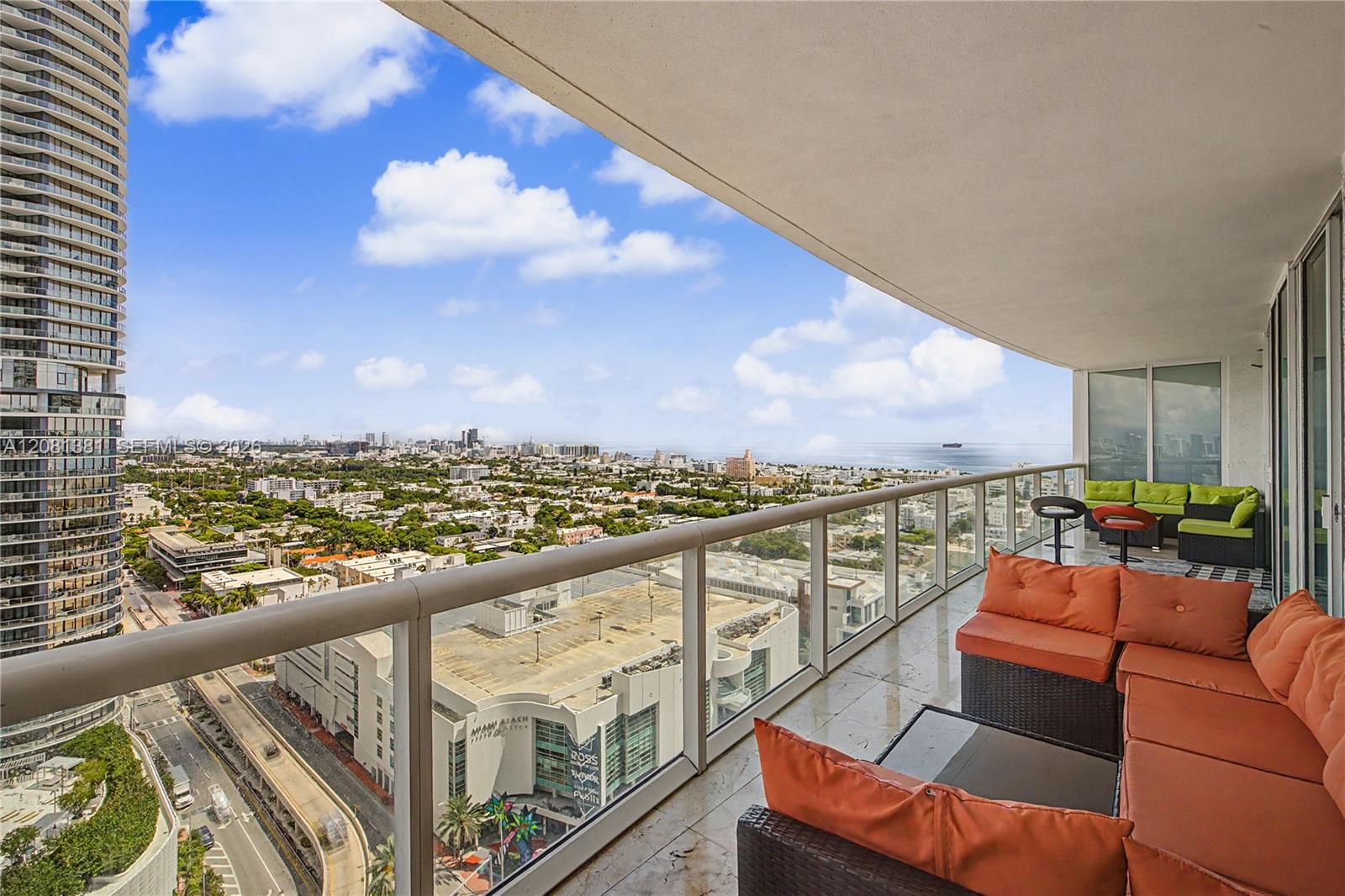 450 Alton Road, Unit 2406 Miami Beach, FL 33139 - Photo 17 of 31 Gallery Image 17