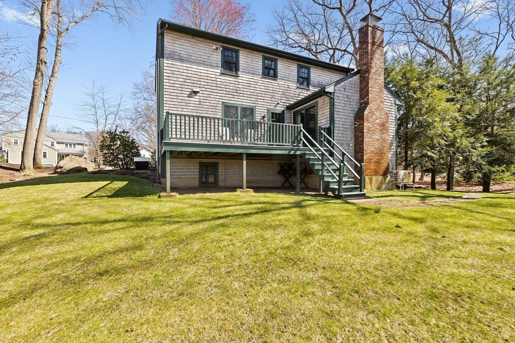 12 Andrew Isle Road Hingham, MA 02043 - Photo 3 of 23 Gallery Image 3