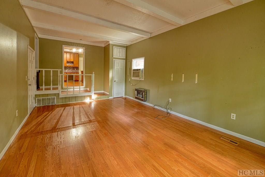 36 Laurel Heights Road Highlands, NC 28741 - Photo 7 of 20 Gallery Image 7