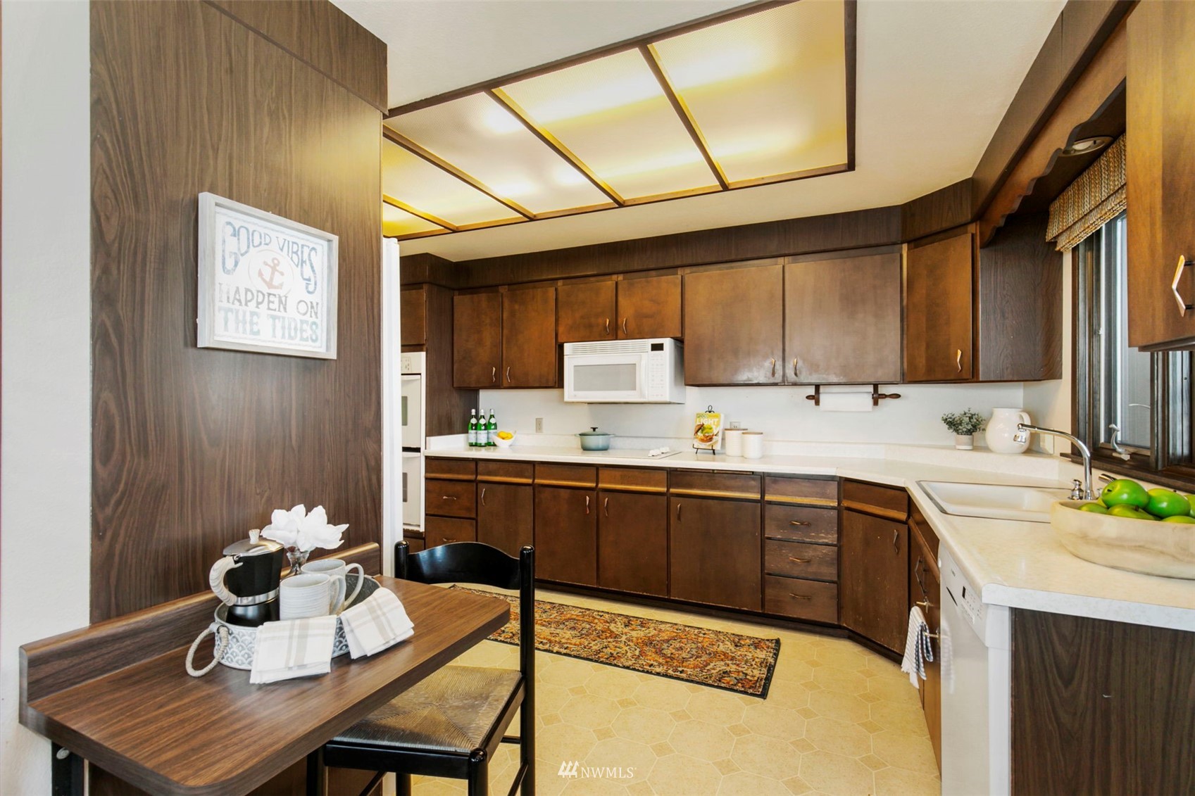 21558 President Point Road Northeast Kingston, WA 98346 - Photo 14 of 36 Gallery Image 14