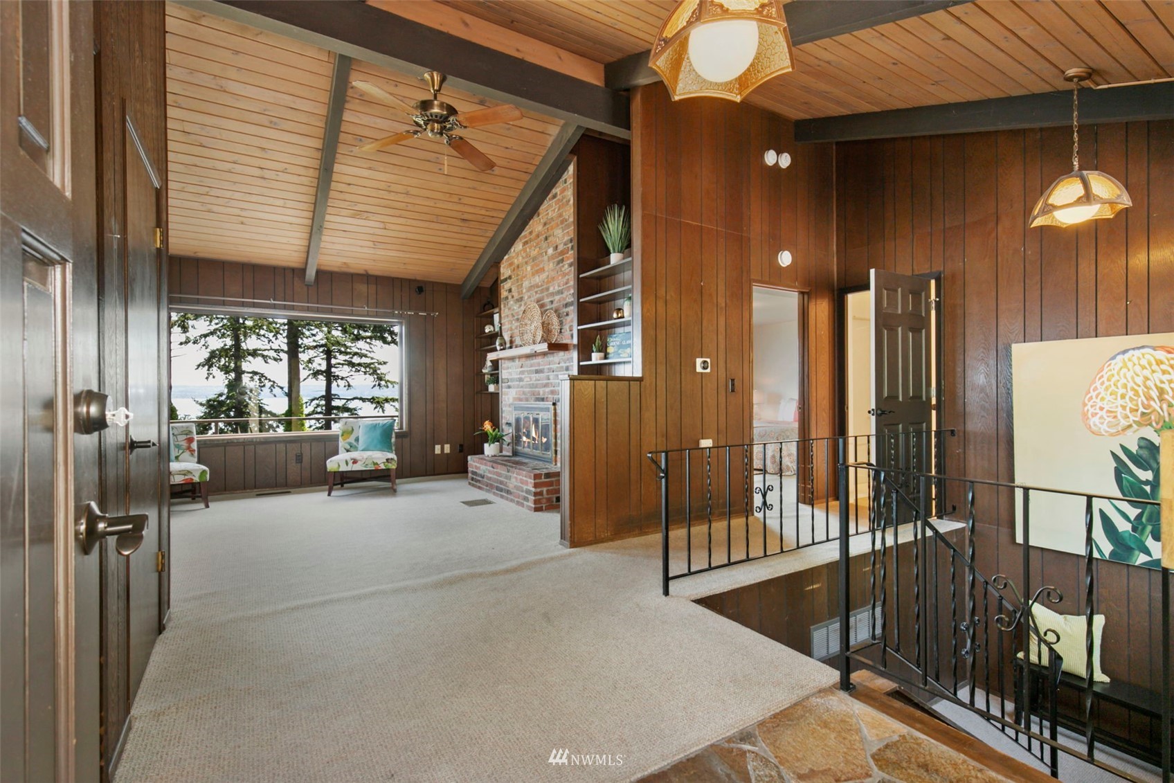 21558 President Point Road Northeast Kingston, WA 98346 - Photo 8 of 36 Gallery Image 8