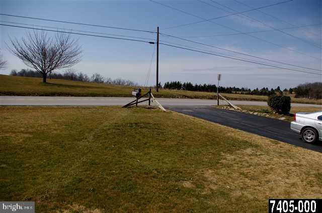 2712 Black Rock Road Hanover, PA 17331 - Photo 18 of 23