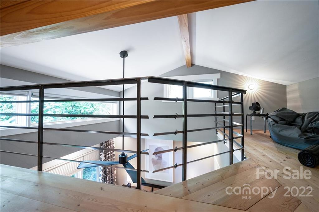 9 Kenilworth Road Asheville, NC 28803 - Photo 22 of 33 a view of a interior of the room