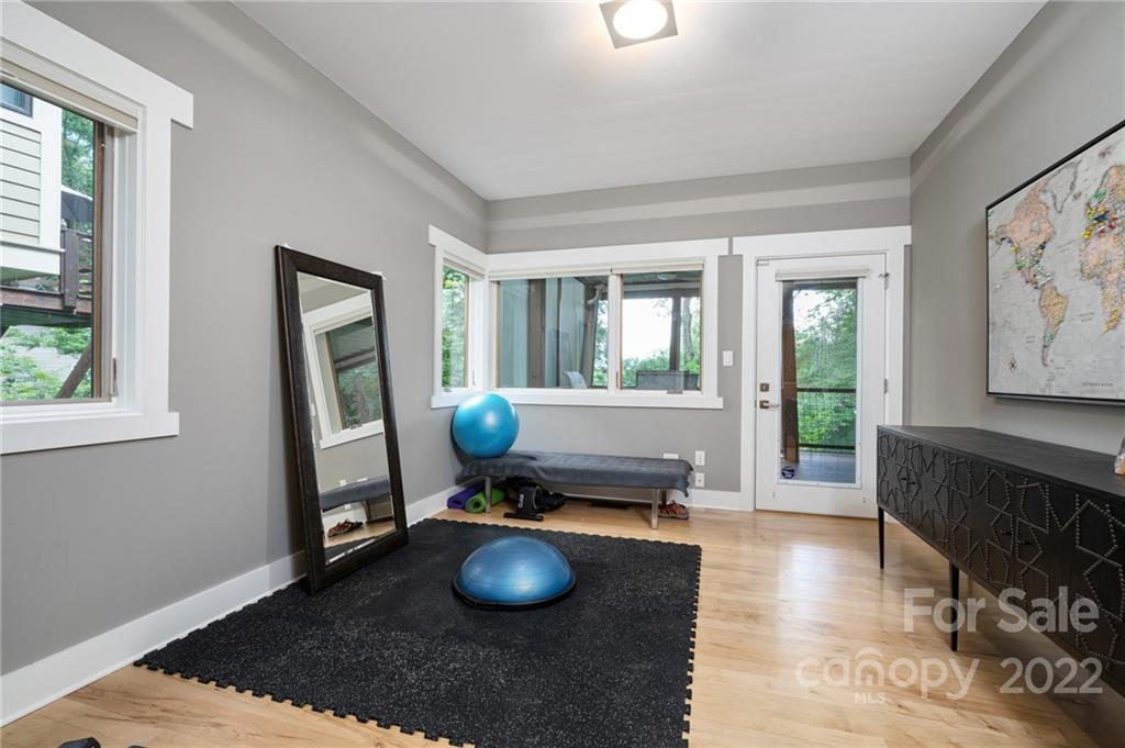 9 Kenilworth Road Asheville, NC 28803 - Photo 31 of 33 a view of a living room and dining room
