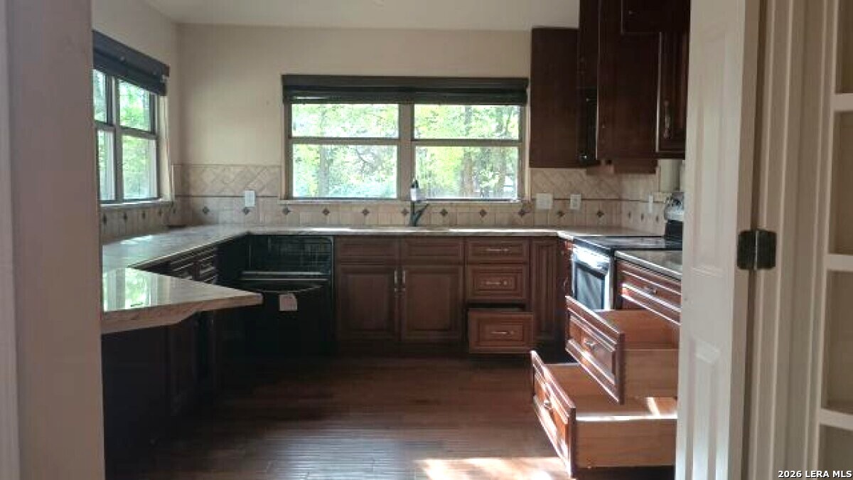 14603 Custer Court Austin, TX 78734 - Photo 7 of 16