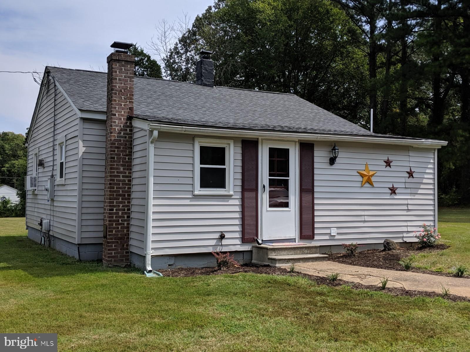 17227 Oakshade Road Orange, VA 22960 - Photo 1 of 28 Welcome home to 17227 Oakshade Road!