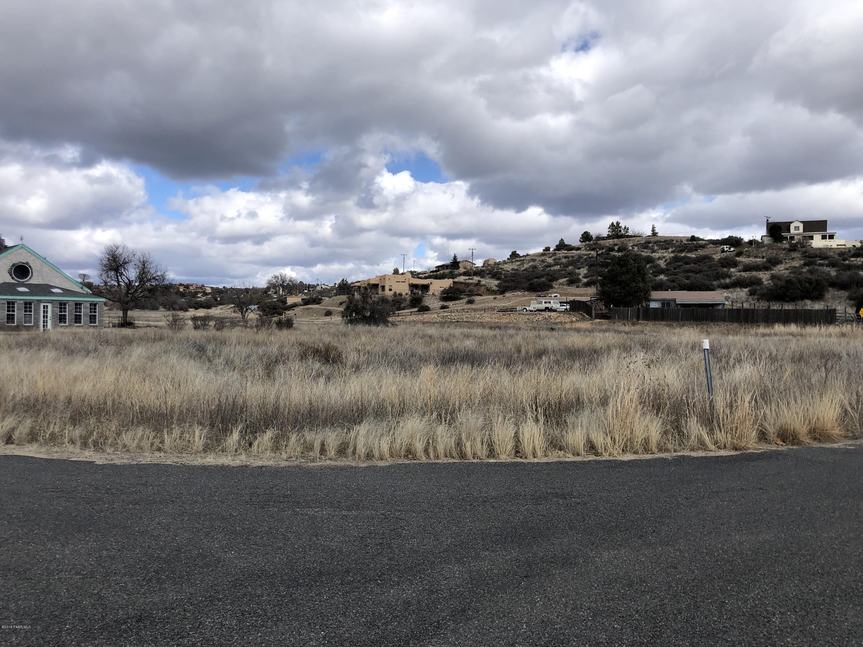 18466 Joseph Hodge Road Peeples Valley, AZ 86332 - Photo 3 of 5 lot