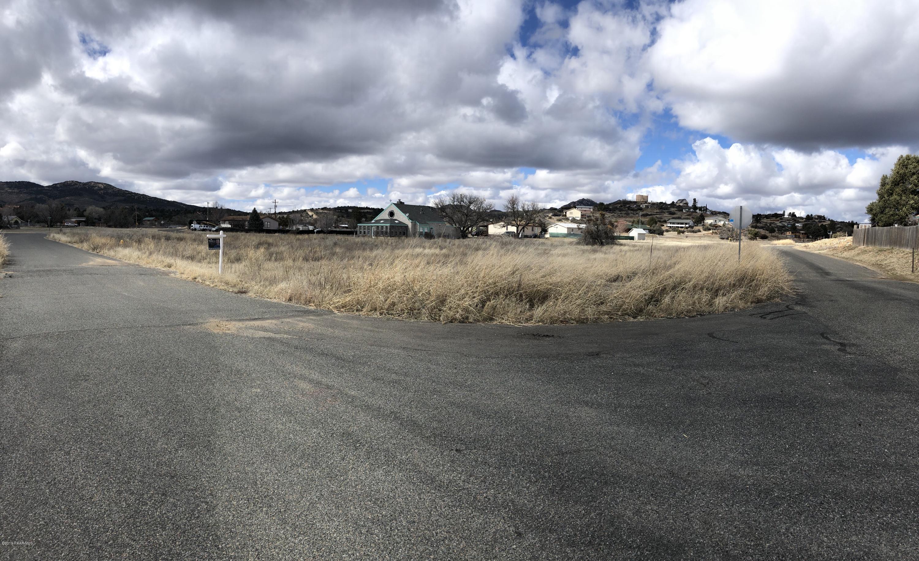 18466 Joseph Hodge Road Peeples Valley, AZ 86332 - Photo 5 of 5 Nfzp0tmSSleXvSv93bZ0aQ