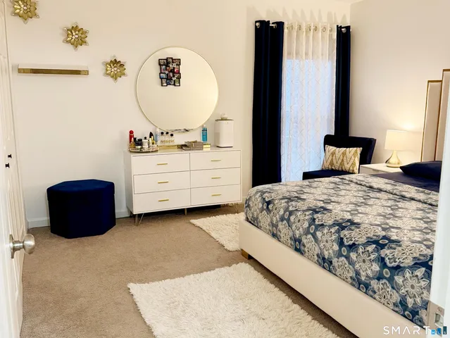 $2,495 | 10 Glenview Drive, Unit 10, Cromwell, CT 06416