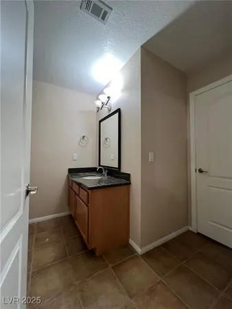 $1,595 | 9325 West Desert Inn Road, Unit 206, Las Vegas, NV 89117