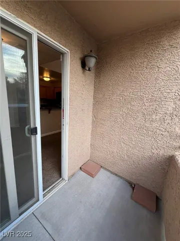 $1,695 | 9325 West Desert Inn Road, Unit 206, Las Vegas, NV 89117