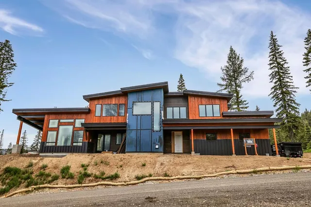 $2,875,000 | 112 North Loop Road, New Meadows, ID 83654